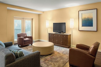 Suite, 2 Bedrooms, Balcony, River View