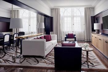 Ambassador Suite