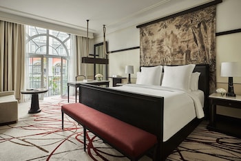 Premier Room, 1 King Bed
