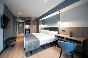 Premium Double Room Single Use