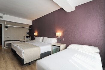 Triple Room (2 adults + 1 children)