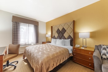 1 Queen Bed, Non Smoking, Exterior Corridor, Accessible Room, Bathtub