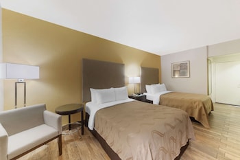 2 Queen Beds, Nonsmoking, Exterior Corridor