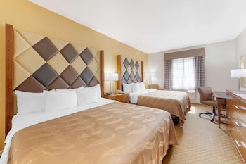 2 King Beds, Nonsmoking, Interior Corridor