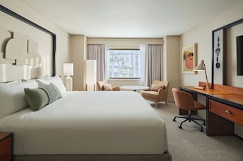 Room, 1 King Bed (Mobility/Hearing Accessible, Tub)