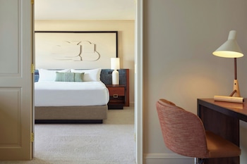 Suite, 1 King Bed with Sofa bed (Mobility Accessible, Roll-in Shower)