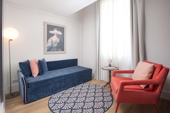 Classic Suite, 1 King Bed (Duplex)