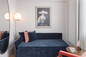 Classic Suite, 1 King Bed (Duplex)