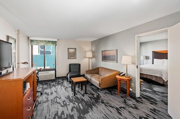 Suite, 1 Bedroom, Hearing Accessible (Accessible Bathtub)
