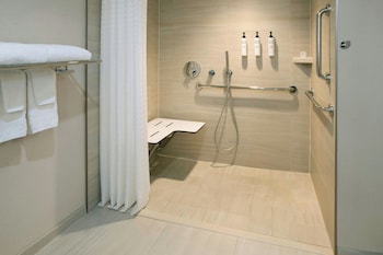 Room, 2 Queen Beds (Mobility Accessible, Roll-in Shower)