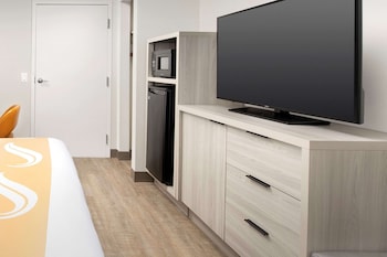 Room, 1 King Bed, Accessible, Non Smoking