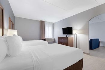 Suite, 2 Double Beds, Non Smoking