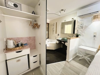 Economy Room