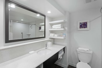 Room, 1 King Bed with Sofa, Refrigerator & Microwave