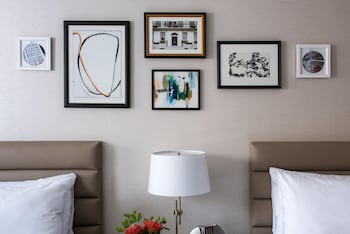 Room, 2 Queen Beds (Gold Coast View)