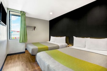 Deluxe Room, 2 Double Beds, Non Smoking, Kitchenette