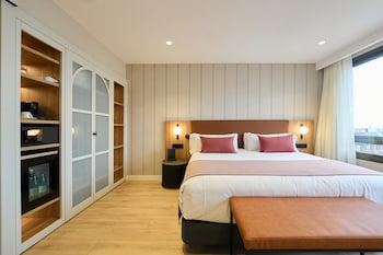 Premium Suite (Single Use)