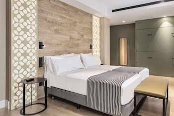 Premium Quadruple Room (2 Adults + 2 Children)