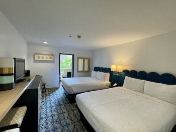 Room, 2 Queen Beds