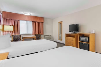 Standard Room, 2 Queen Beds, Non Smoking