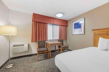Standard Room, 2 Queen Beds, Non Smoking