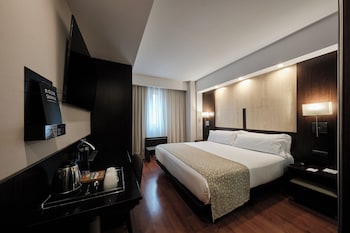 Premium Double Room Single Use (Single Use)