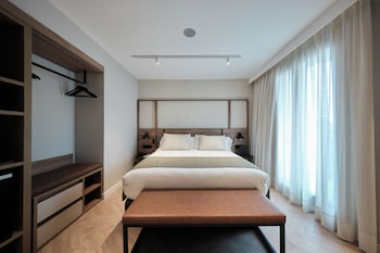 Junior Room (Suite Deluxe)