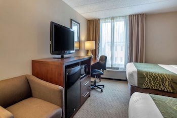Standard Room, 2 Queen Beds, Non Smoking