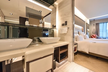 Premier Double Room (West Wing)