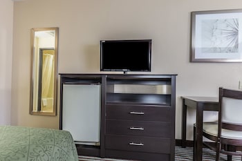 Standard Room, 2 Queen Beds, Non Smoking