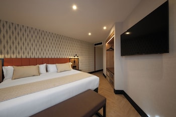 Family Room (Deluxe, 2 adults + 2 children)