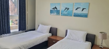 Family Room, 1 Bedroom
