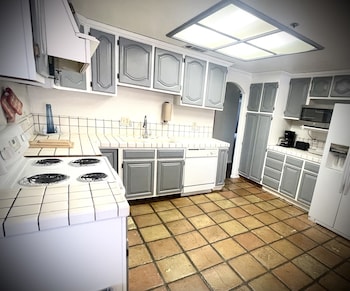 Family Villa, Multiple Beds, 2 Bathrooms (Villa One, 410 Ft from Resort, 3 Bedr)