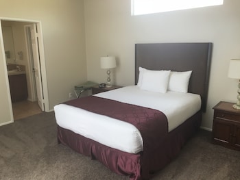 Family Villa, Multiple Beds (Villa Seven, 375 Ft from Resort. 3 Be)