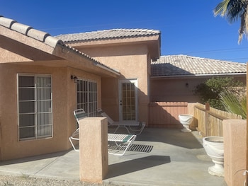Family Villa, Multiple Beds (Villa Five, .3 Miles from Resort, 3 B)