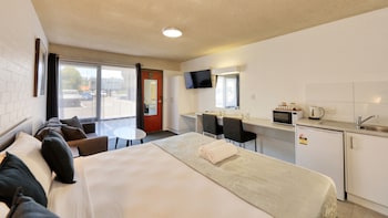 Deluxe Spa Suite