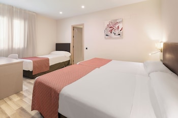 Triple Room (3 adults)