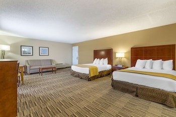 Standard Room, 2 Queen Beds, Non Smoking, Refrigerator & Microwave (with Sofabed;Oversized Room)