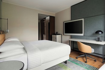 Superior Room, 1 King Bed