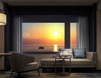 Deluxe Double Room, 1 King Bed, Non Smoking (Ocean Sunset)