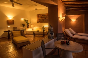 Mexico Lindo Signature Suite