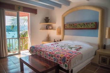 Oceanfront Master Pool Suite