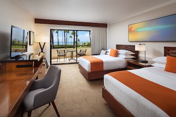 Deluxe Room, 2 Double Beds, Roll-in Shower, Ocean View (Mobility Accessible)