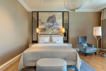 Suite, 1 Bedroom, Balcony, Lake View