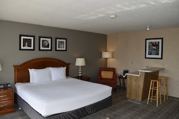 Standard Room, 1 King Bed