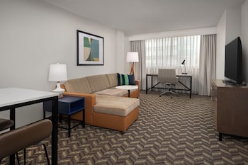 Suite, 1 Bedroom (Hearing Accessible)