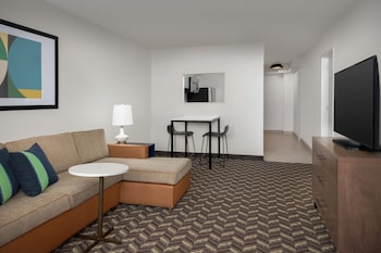 Suite, 1 Bedroom, Corner