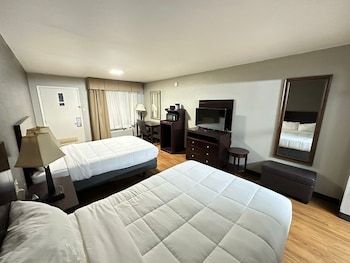 Standard Room, 2 Double Beds, Non Smoking