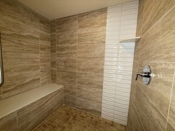Executive Studio Suite