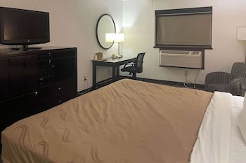 Standard Room, 1 King Bed, Non Smoking